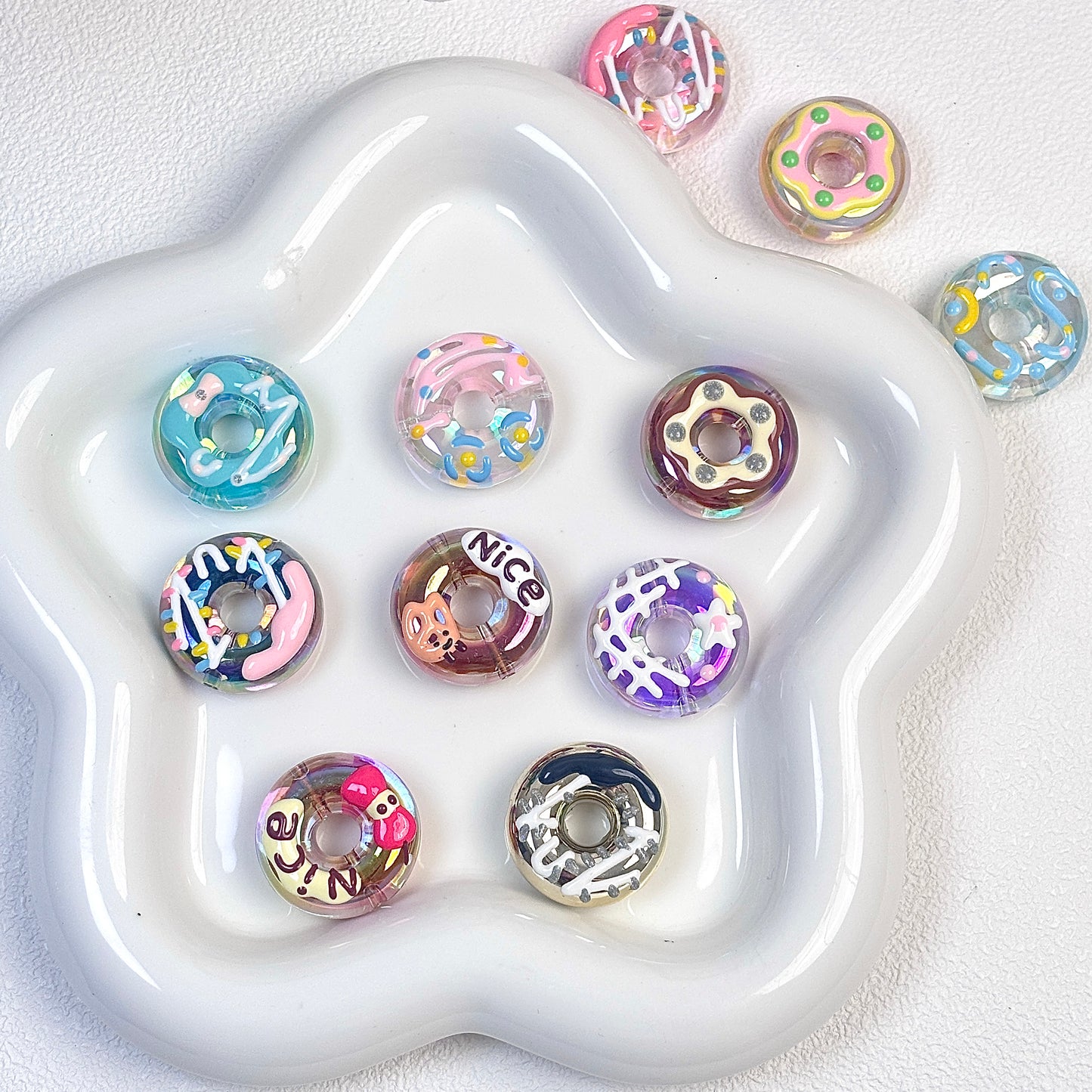 アクリルドーナツ