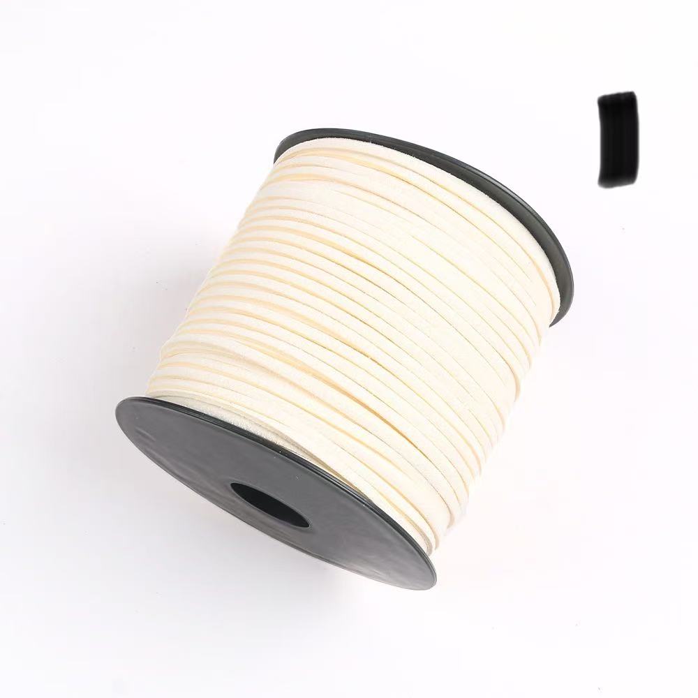 鹿の毛皮を使ったDIYコーキング