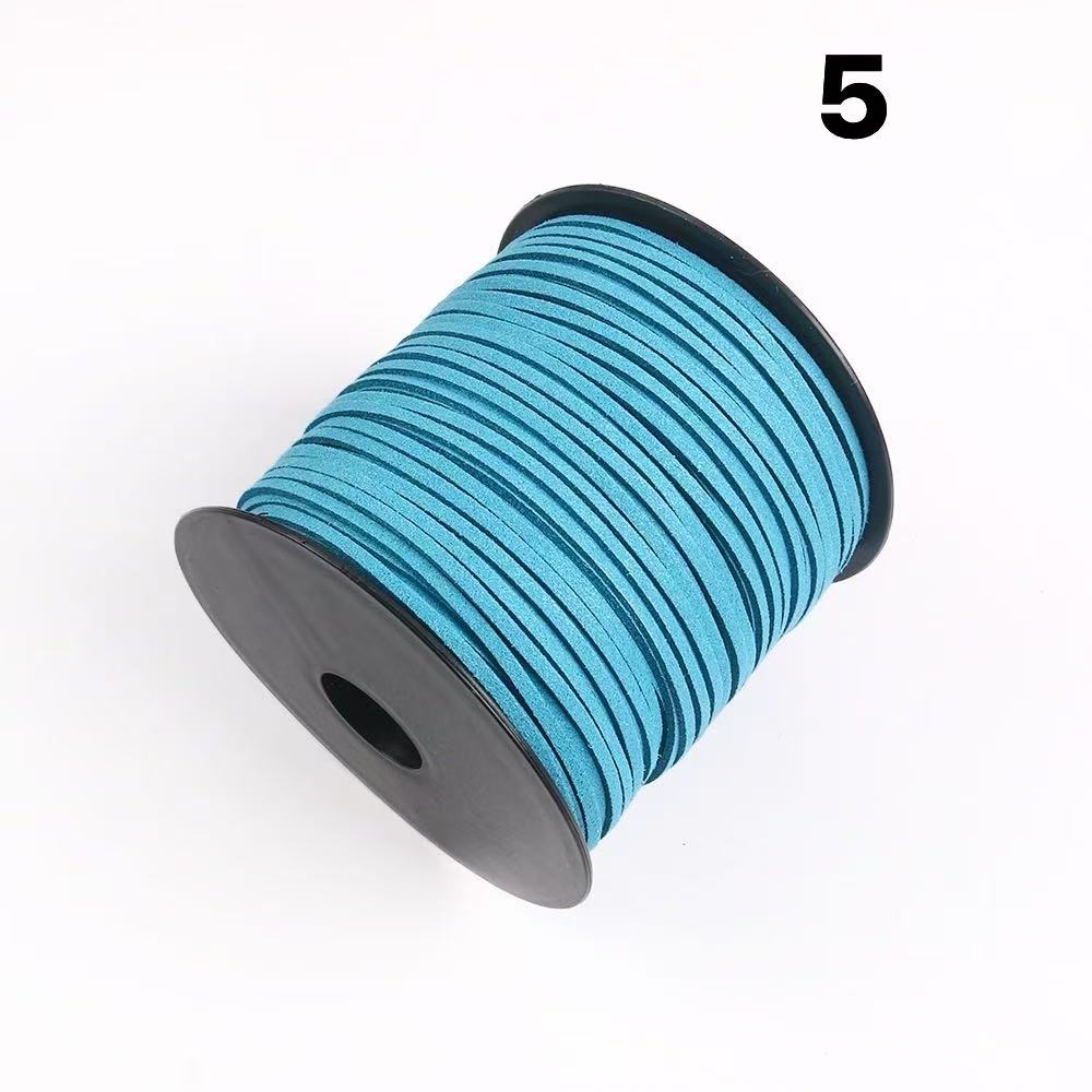 鹿の毛皮を使ったDIYコーキング