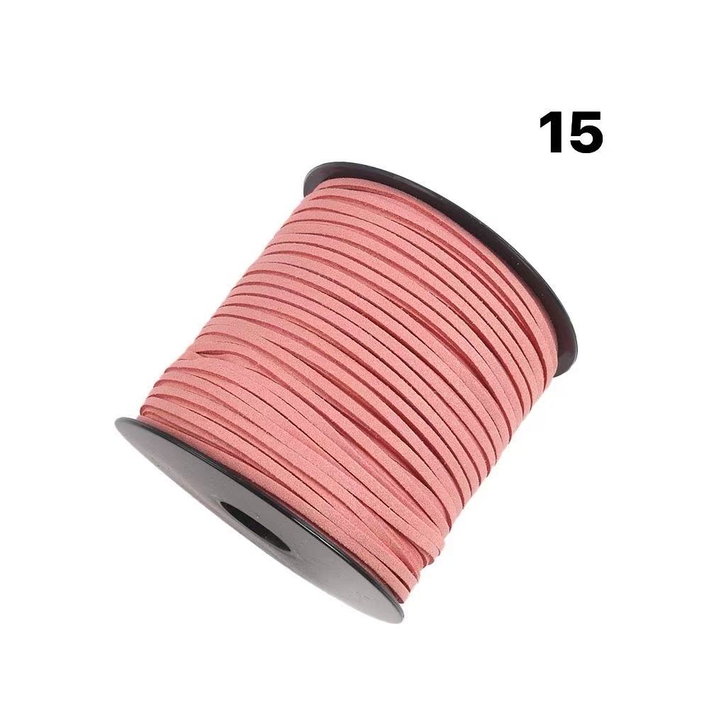 鹿の毛皮を使ったDIYコーキング