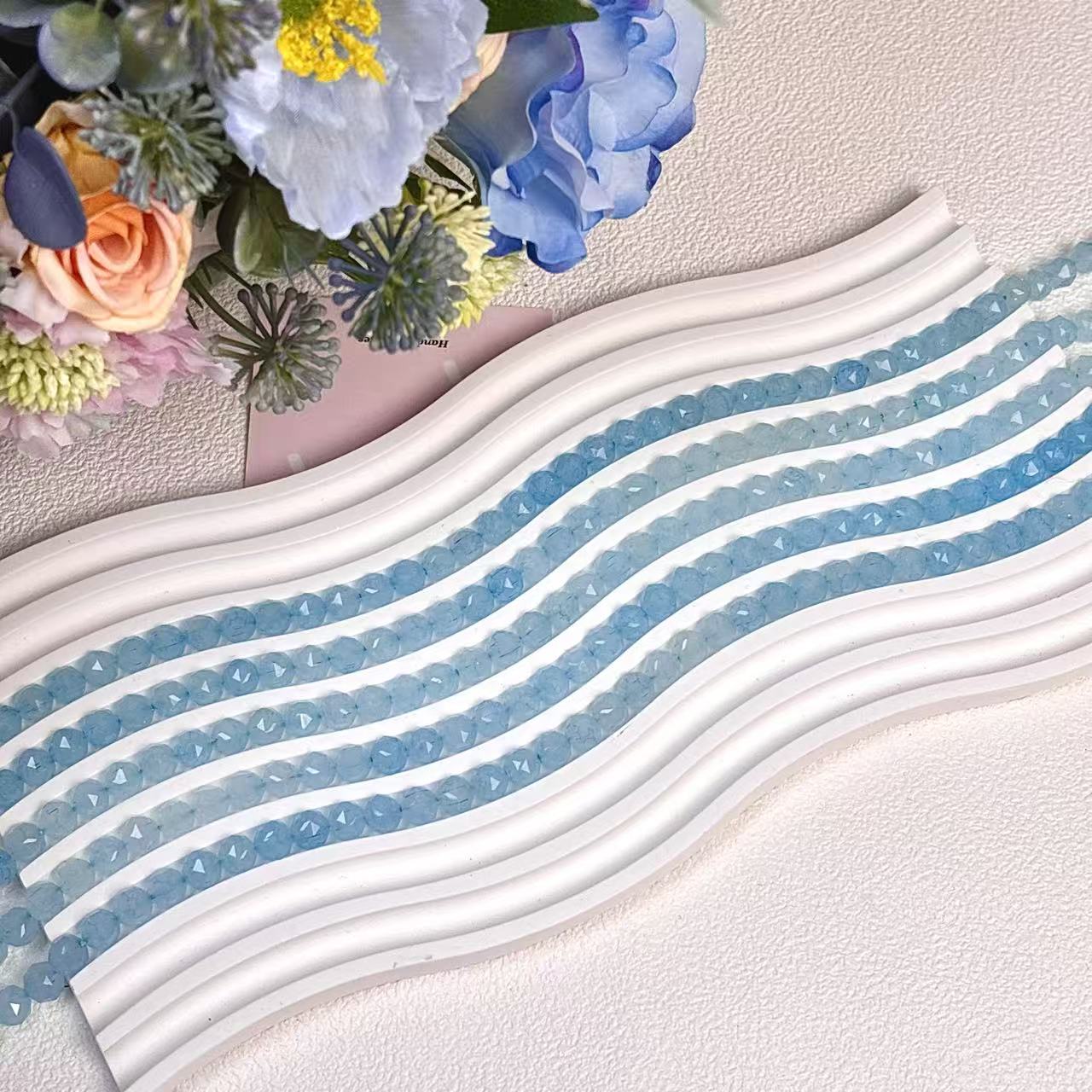 氷を砕くのビーズ