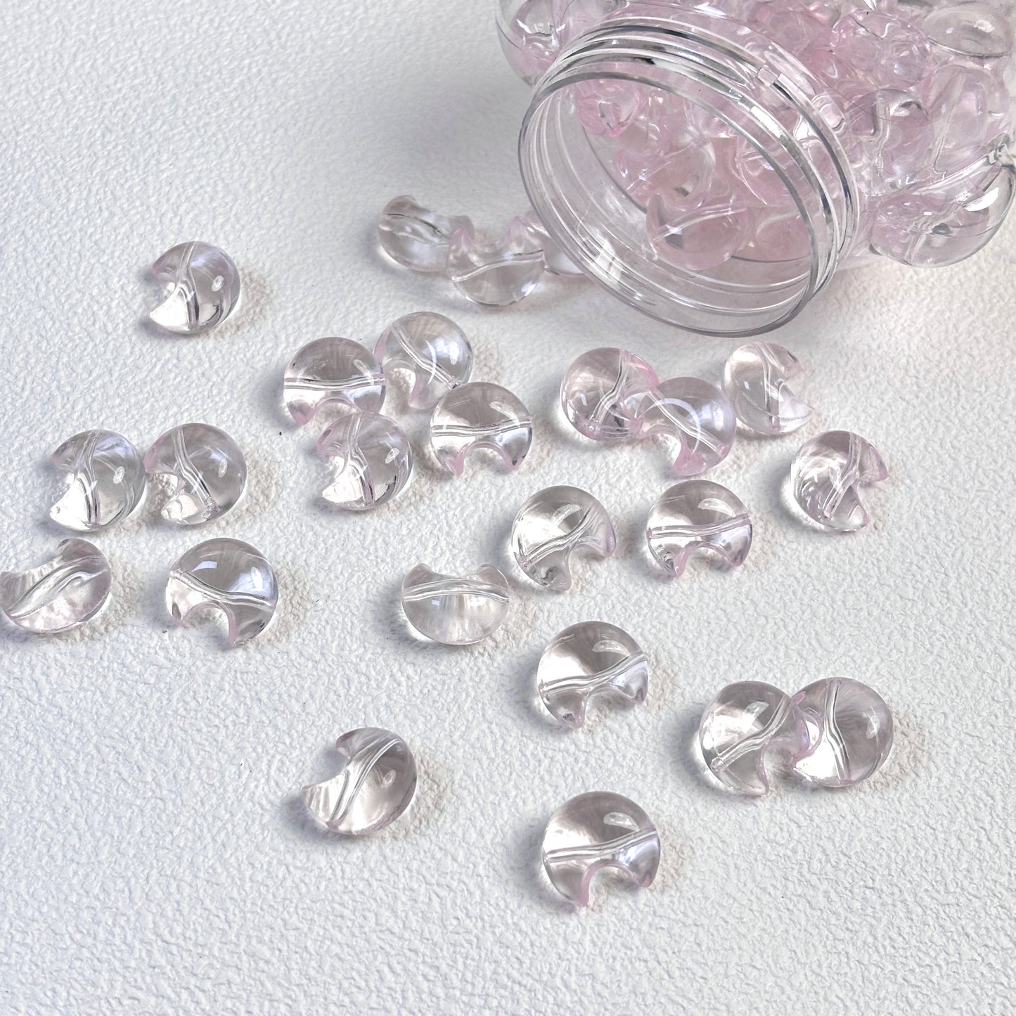 月を保護します